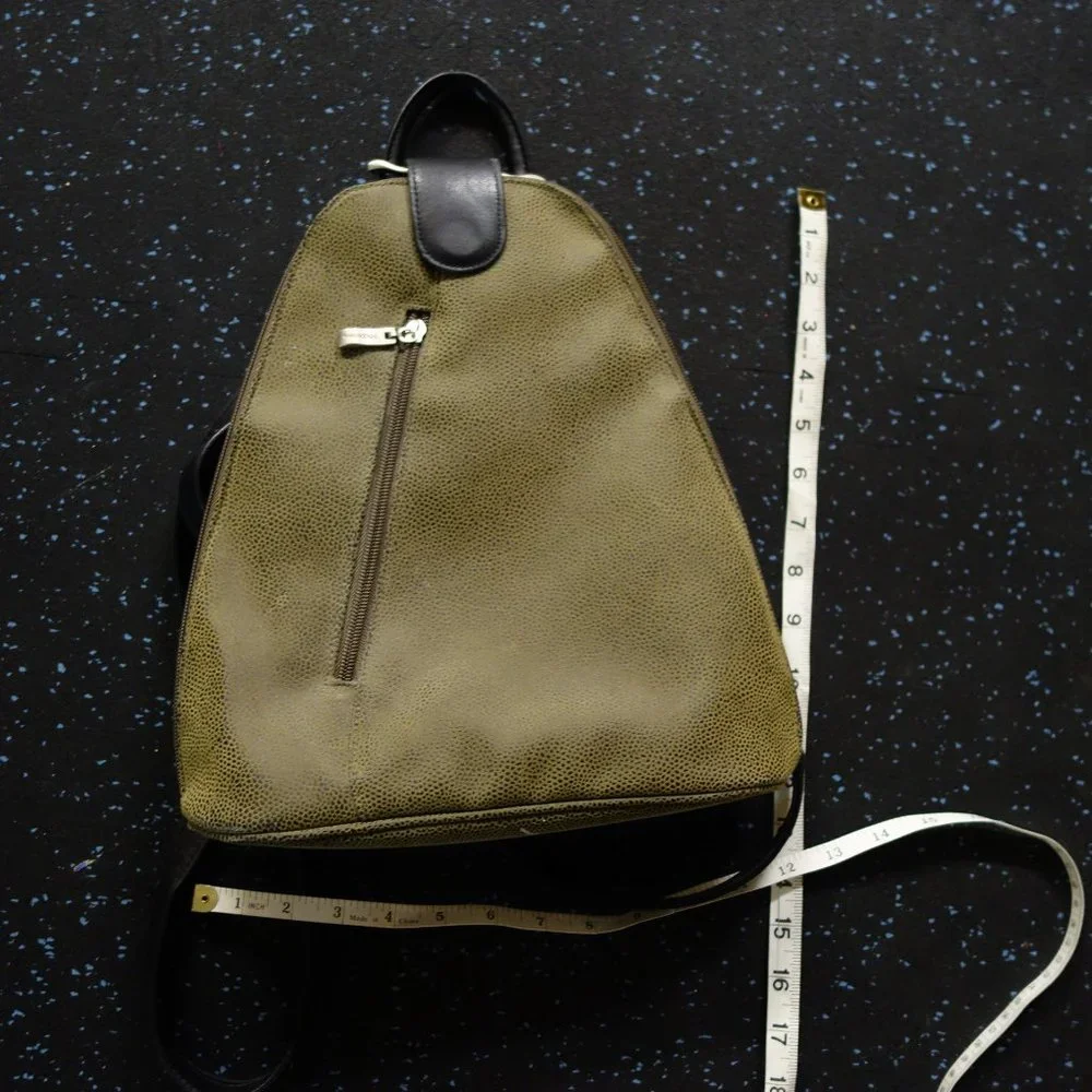 Baggalini Backpack Purse - Picture 6 of 7